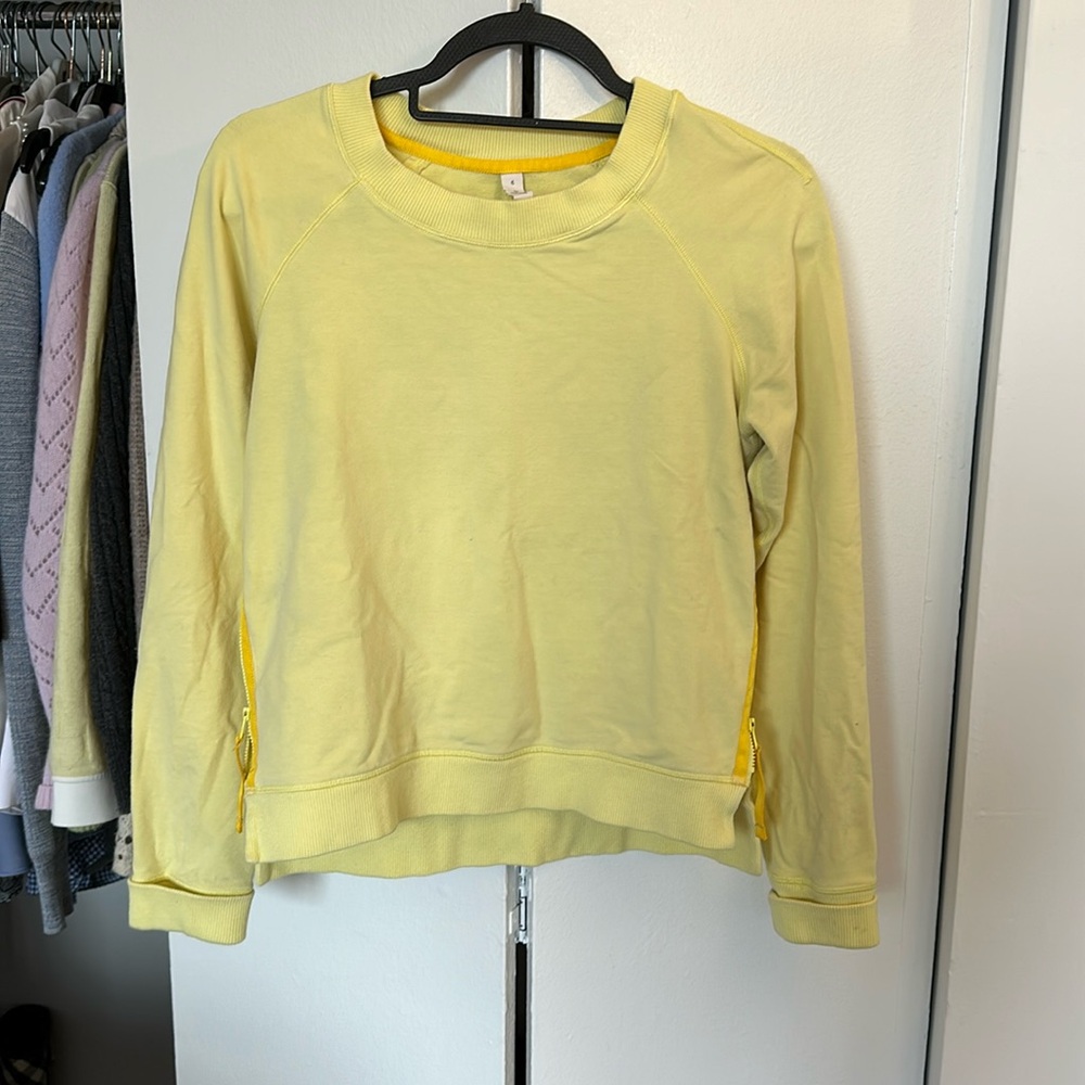 Lululemon pale yellow sweatshirt